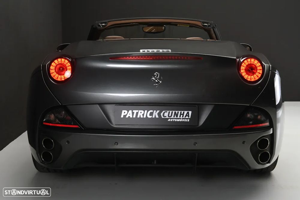 Ferrari California - 8