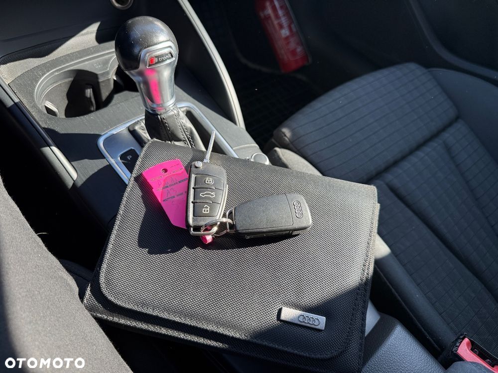 Audi A3 Sportback 1.6 TDI (clean diesel) S tronic Ambition - 29