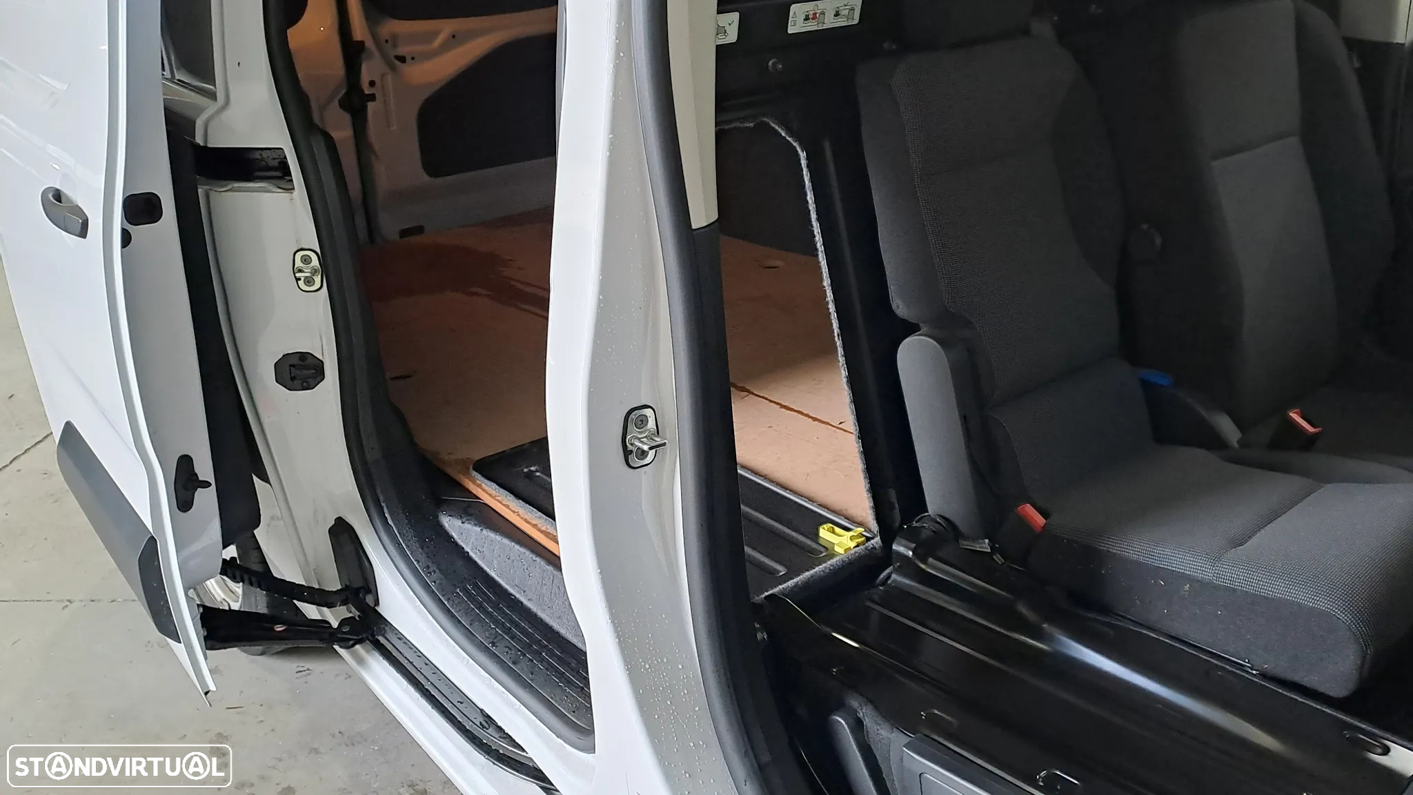 Toyota Proace City L2 1.5D 100cv Confort - 12