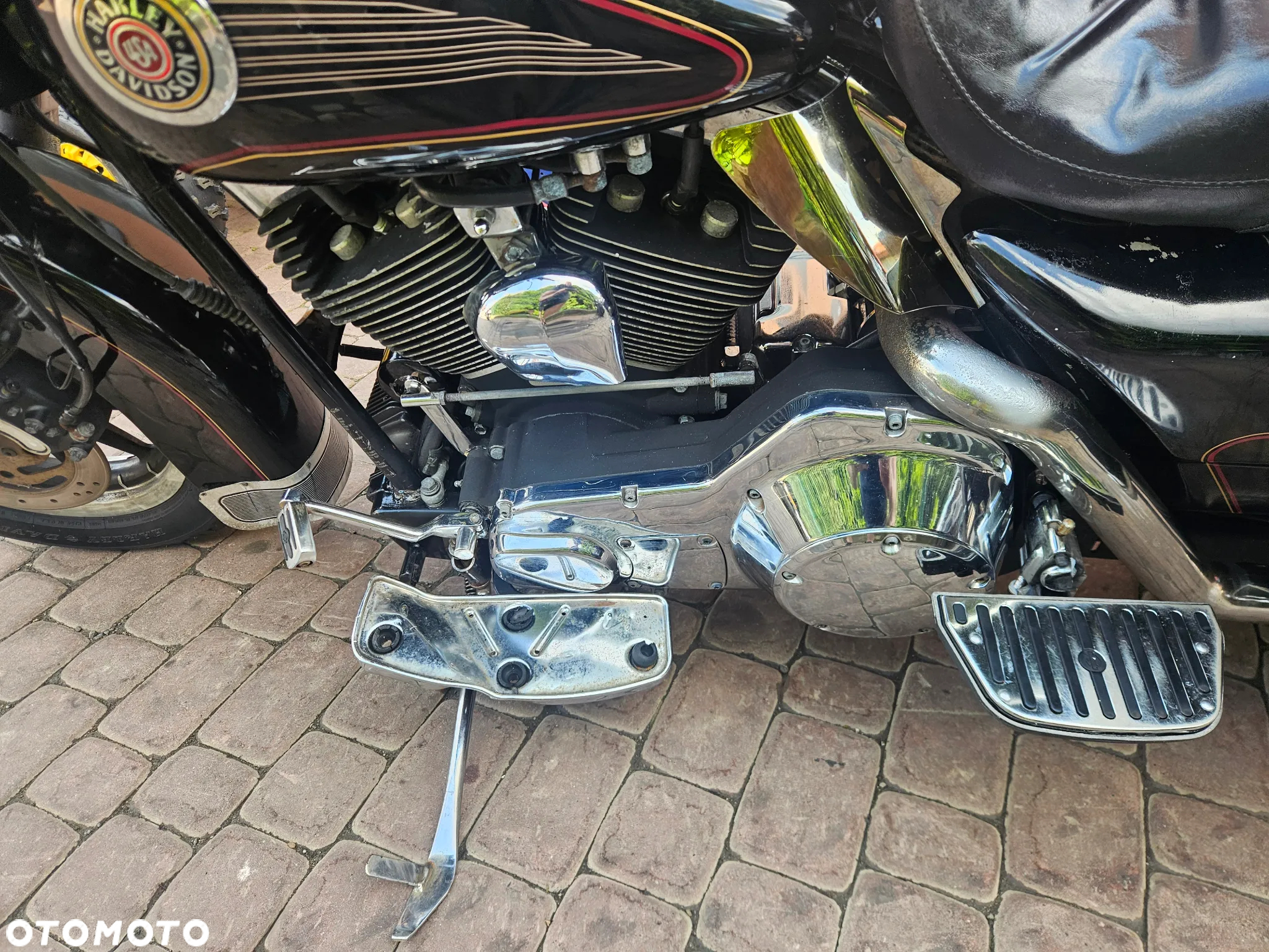 Harley-Davidson Softail Fat Bob - 23