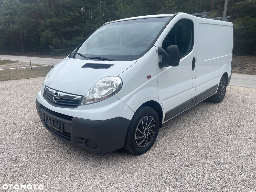 Opel Vivaro - 1