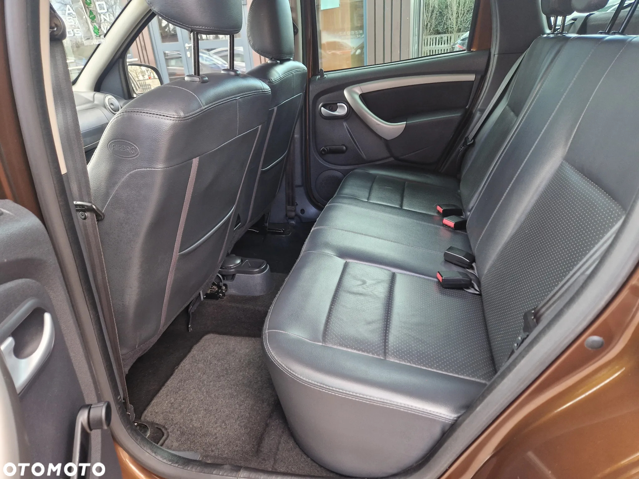 Dacia Duster 1.6 16V 4x2 Prestige - 5