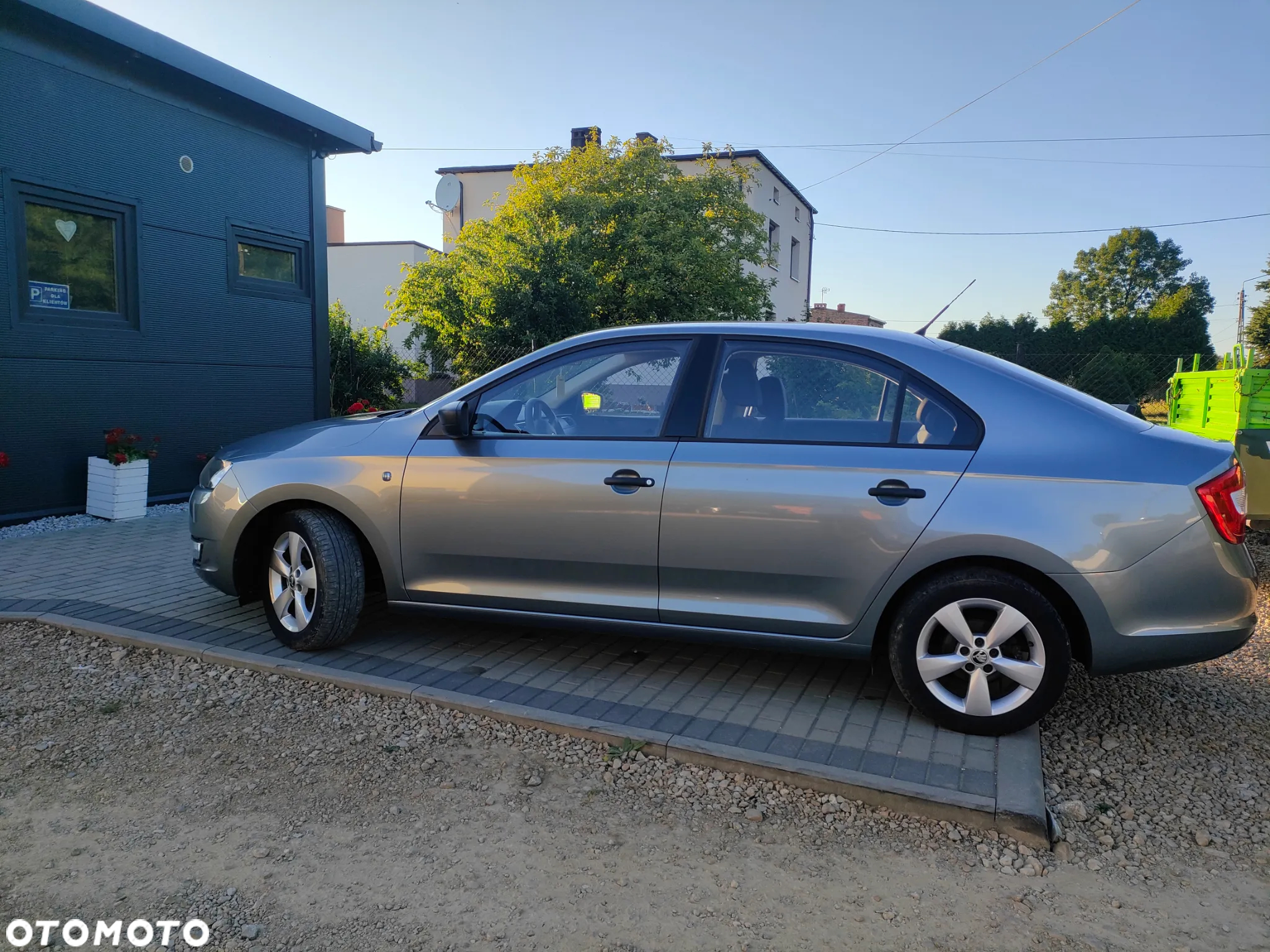 Skoda RAPID 1.2 TSI Active - 10
