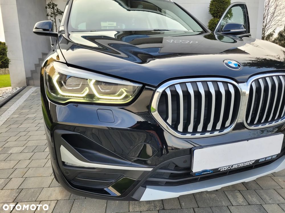 BMW X1 sDrive20i Sport Line - 30