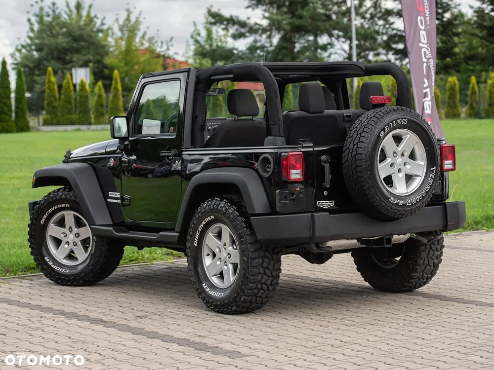 Jeep Wrangler - 9