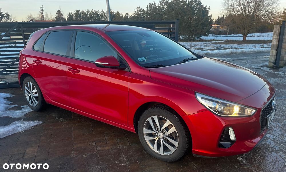 Hyundai i30 1.4 Classic + - 16
