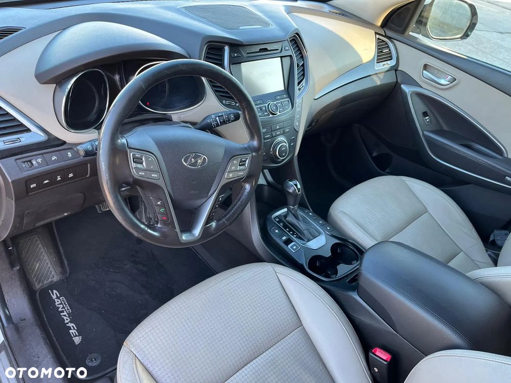 Hyundai Santa Fe 2.2 CRDi Executive - 7