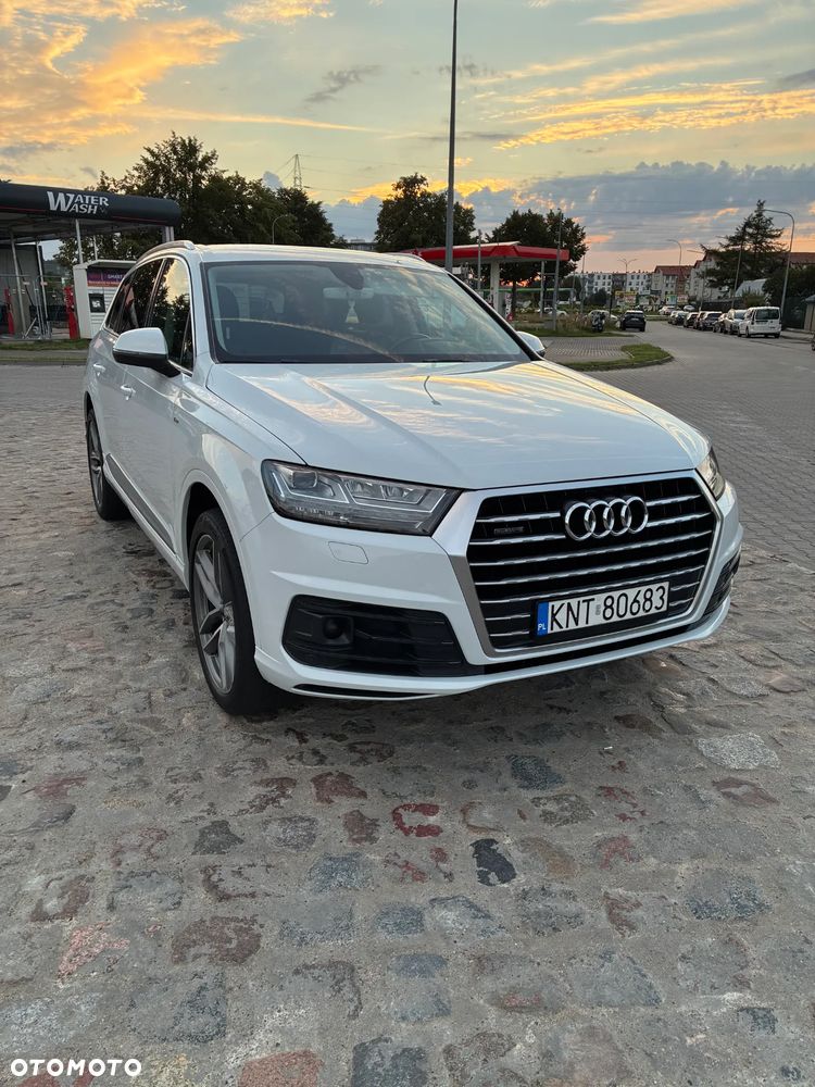 Audi Q7 - 17