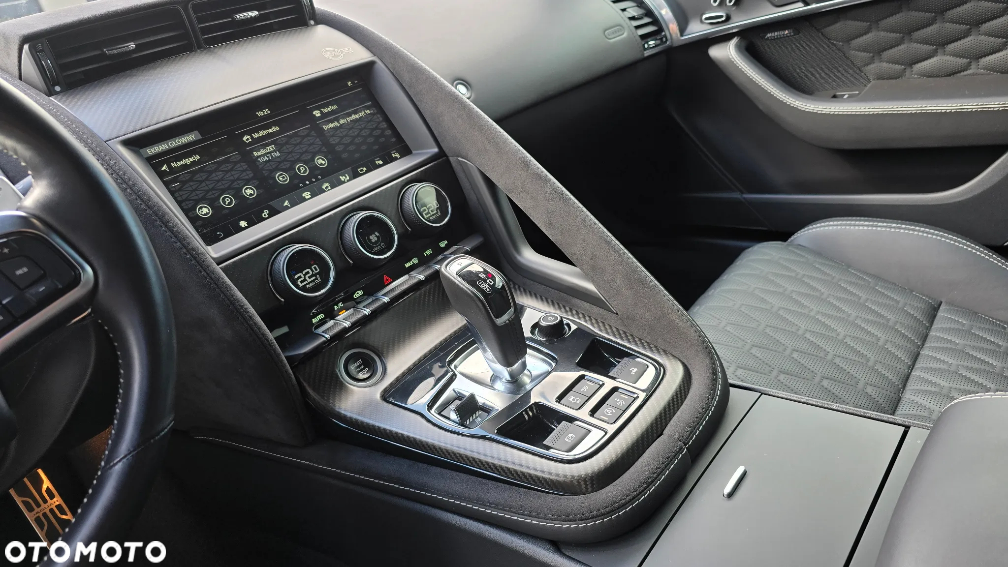 Jaguar F-Type SVR Cabriolet AWD - 17