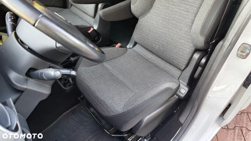 Citroën Berlingo Multispace BlueHDi 120 S&S SHINE - 20