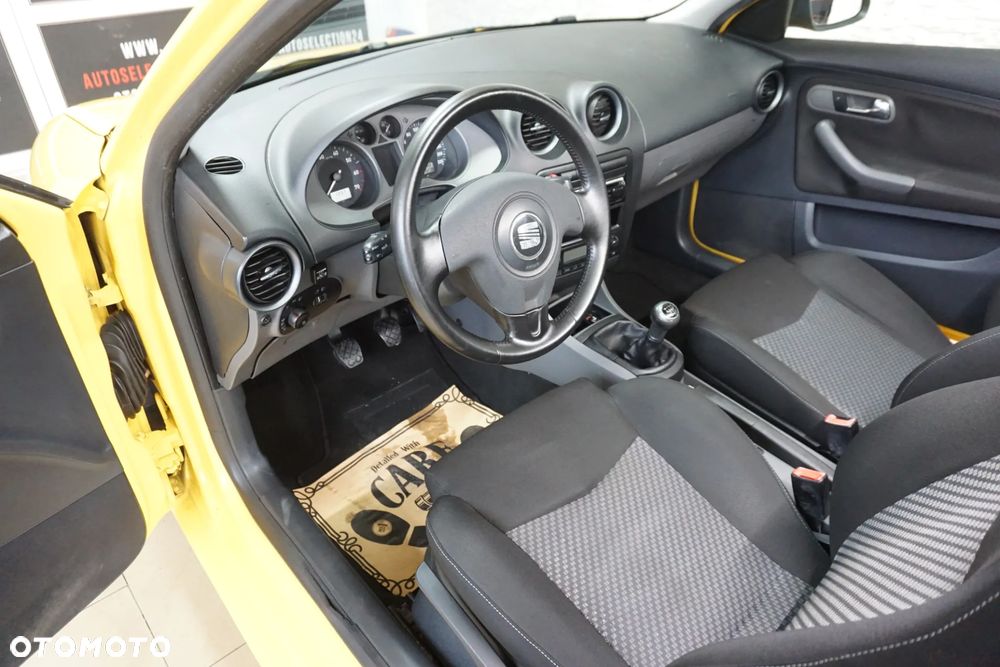 Seat Ibiza SC 1.4 16V Reference - 22