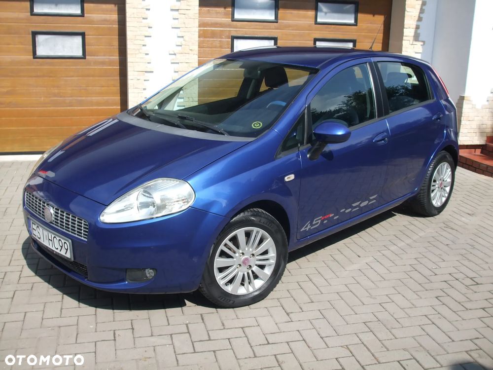Fiat Grande Punto Actual 1.4 8V Estiva Blue&Me - 9