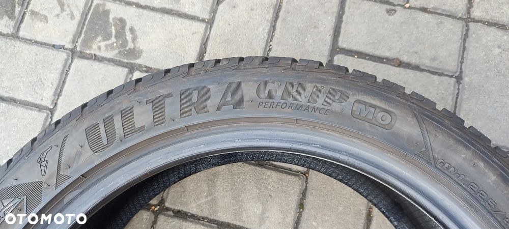 OPONY ZIMOWE 225/45R18 95H GOODYEAR ULTRA GRIP PERFORMANCE 110 (1722) KOMPLET 4 SZTUKI - 5
