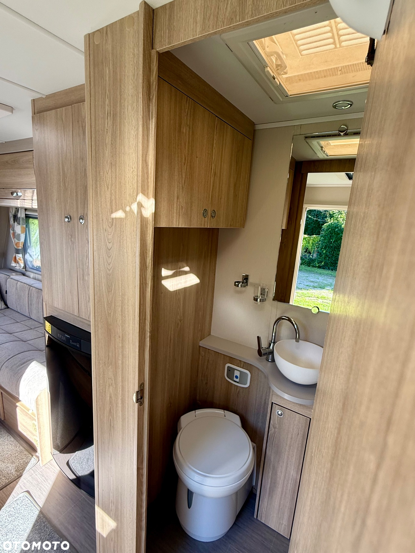 Elddis Xplore 422 - 12