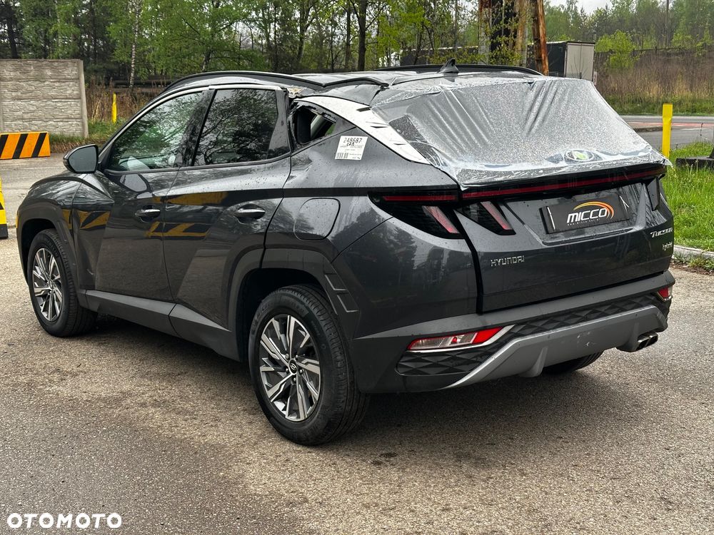 Hyundai Tucson - 4