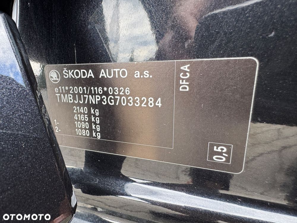 Skoda Superb 2.0 TDI DSG Premium Edition - 36