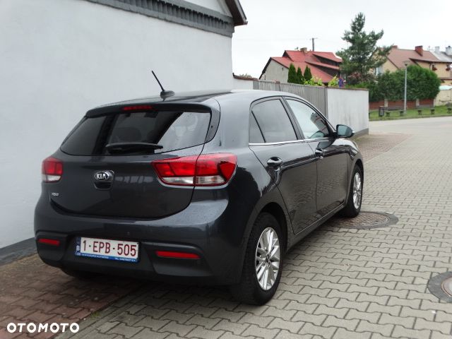 Kia Rio 1.2 Dream Team Edition - 6