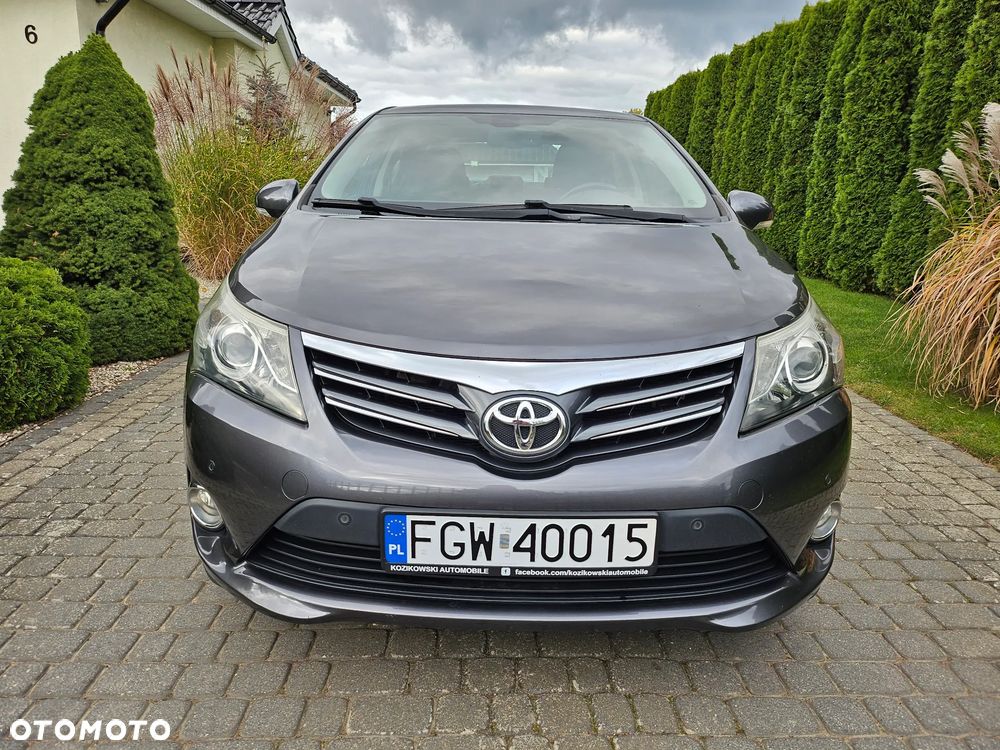Toyota Avensis 1.6 Life - 17