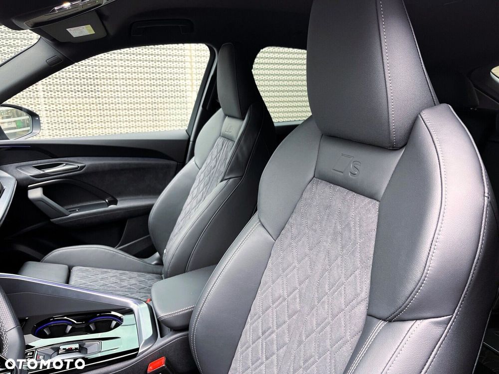 Audi Q5 Sportback - 22