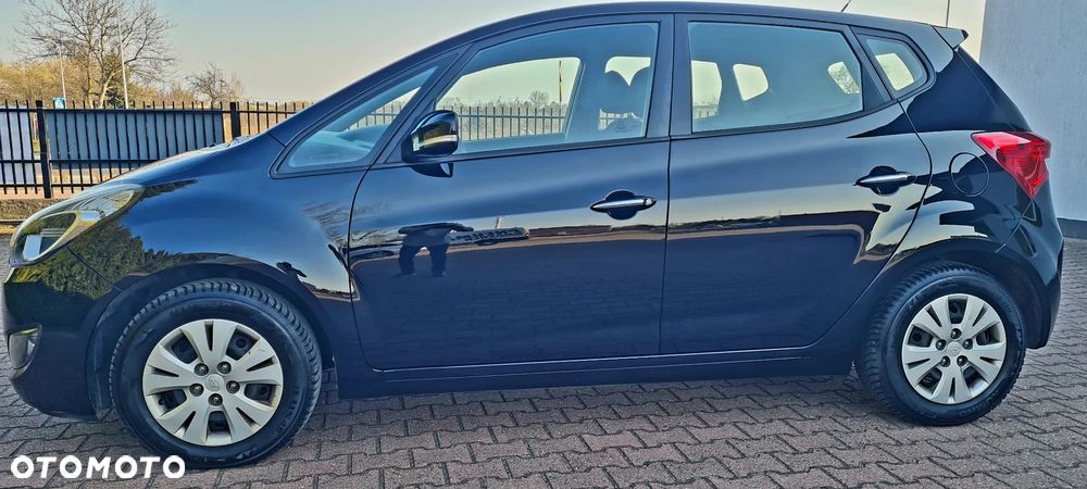 Hyundai ix20 1.4 blue Comfort - 11