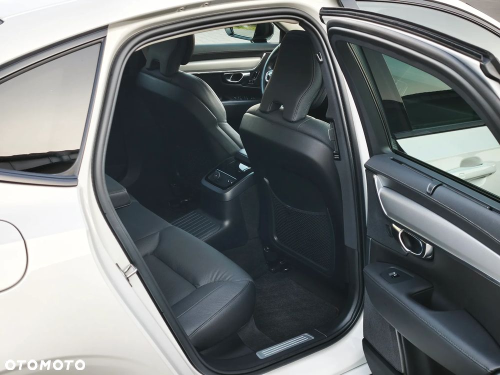 Volvo S90 T8 Recharge AWD Ultimate Dark - 20
