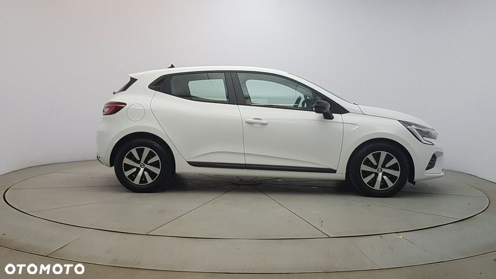 Renault Clio - 8