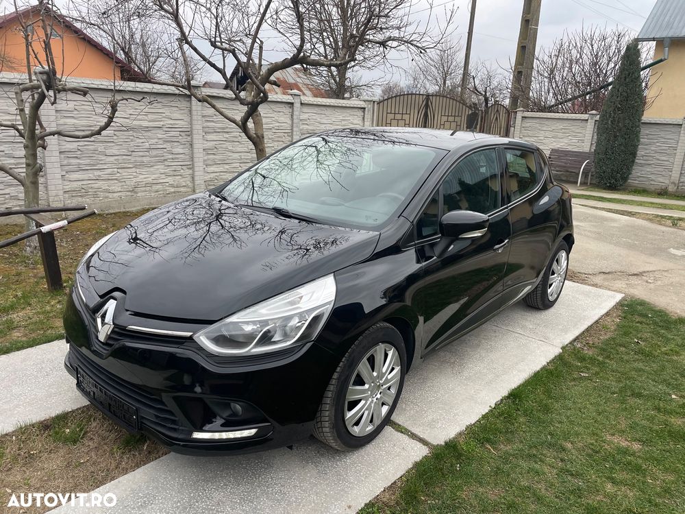Renault Clio - 11