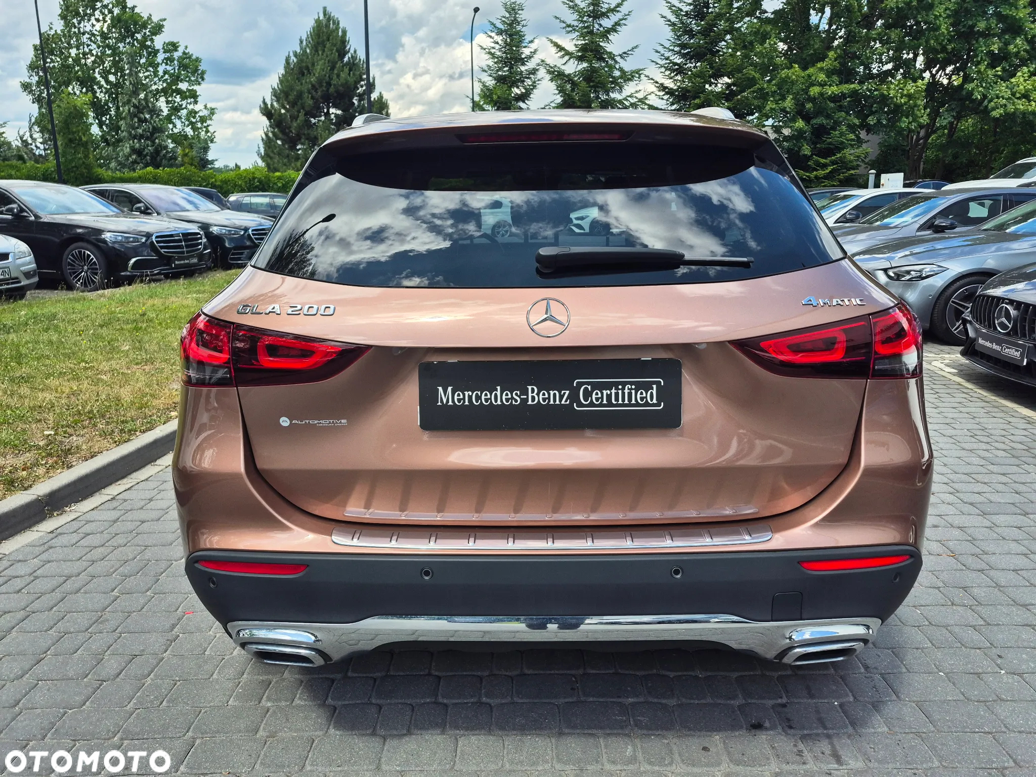 Mercedes-Benz GLA 200 4-Matic Progressive - 11