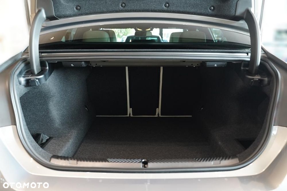 BMW Seria 5 520d xDrive mHEV M Sport - 7