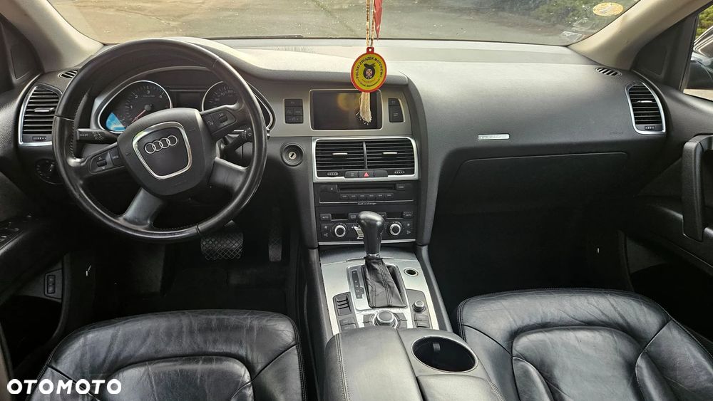 Audi Q7 - 17