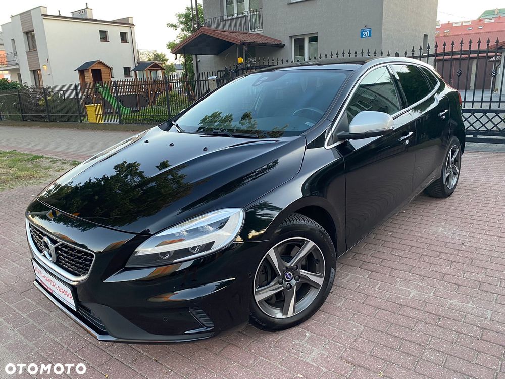 Volvo V40 D3 Geartronic RDesign - 2
