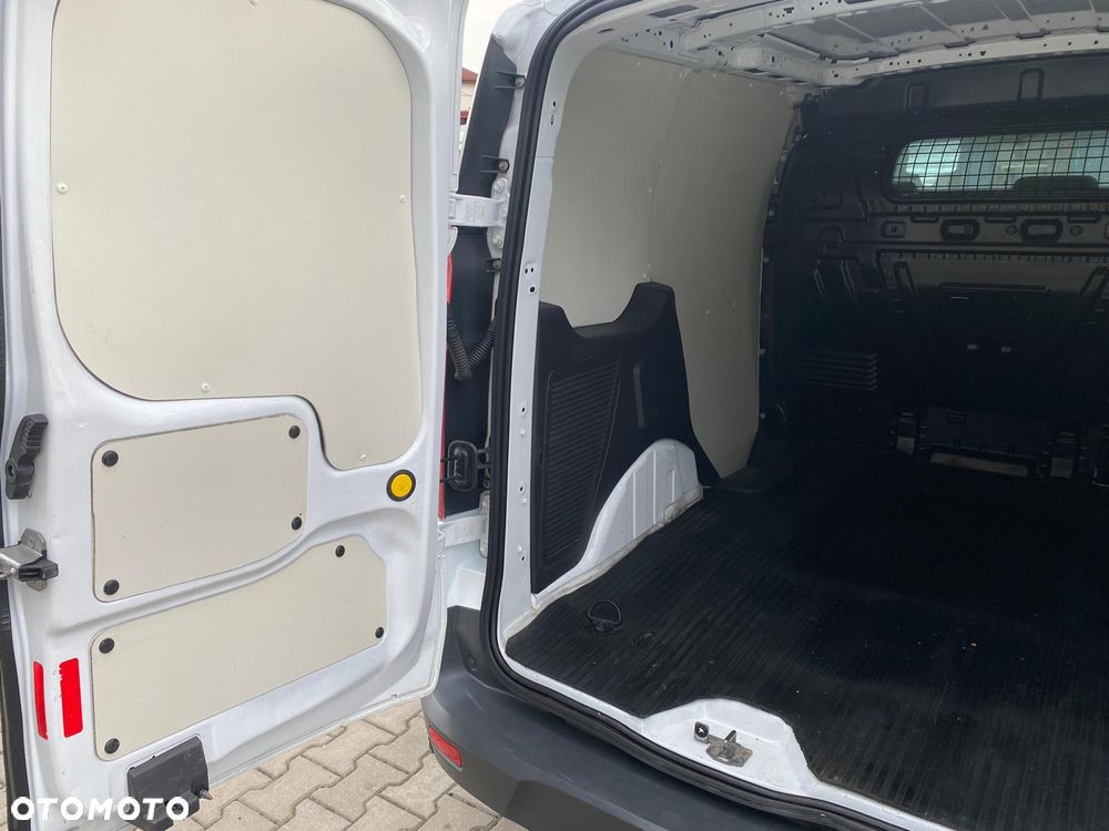 Ford CONNECT - 22