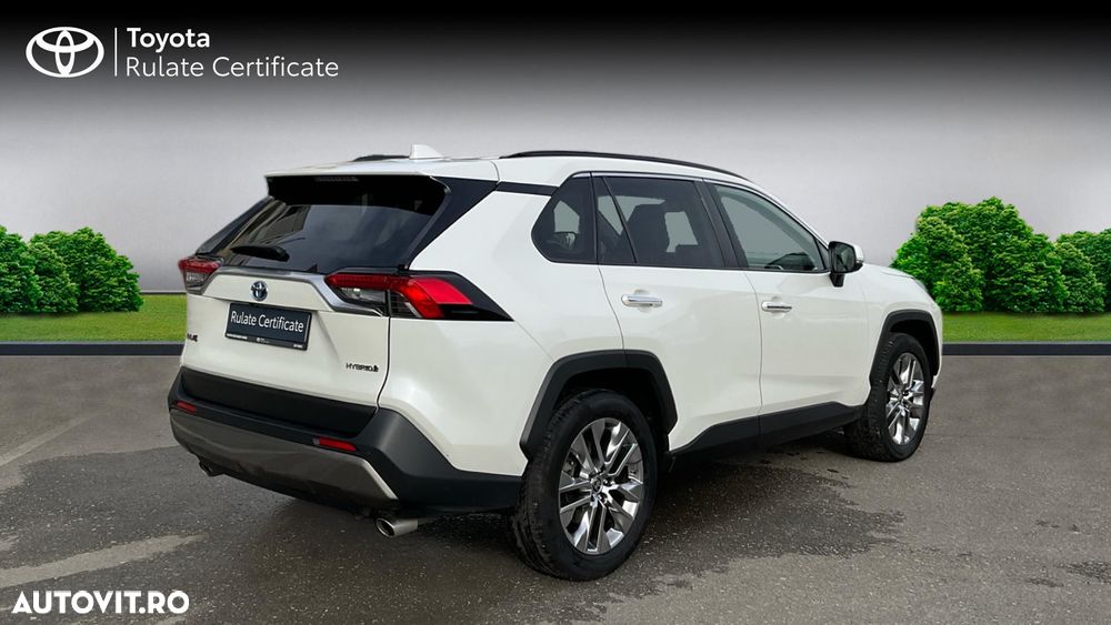 Toyota RAV4 - 9