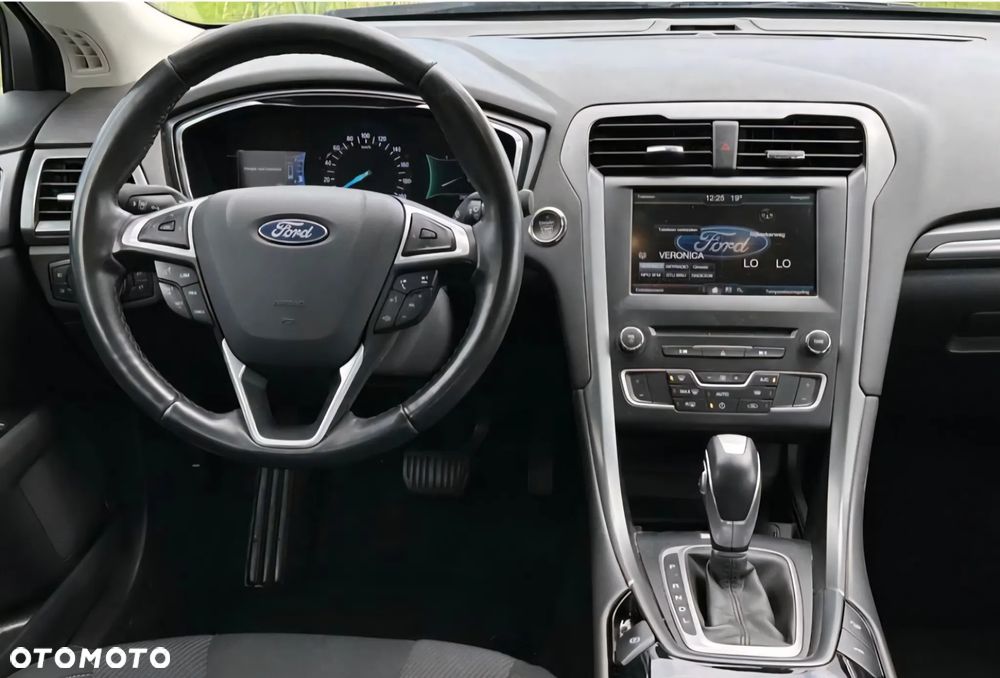 Ford Mondeo 2.0 Hybrid Titanium - 5