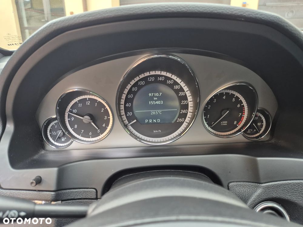 Mercedes-Benz Klasa E 350 CGI BlueEffICIENCY - 27