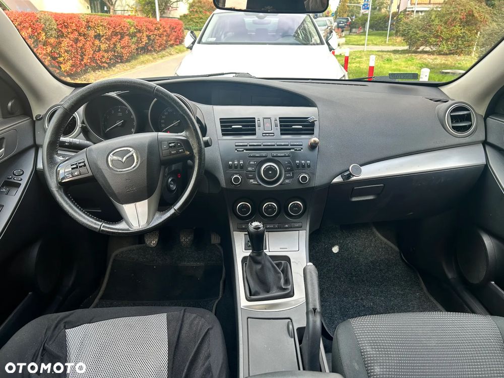 Mazda 3 1.6 Exclusive - 4