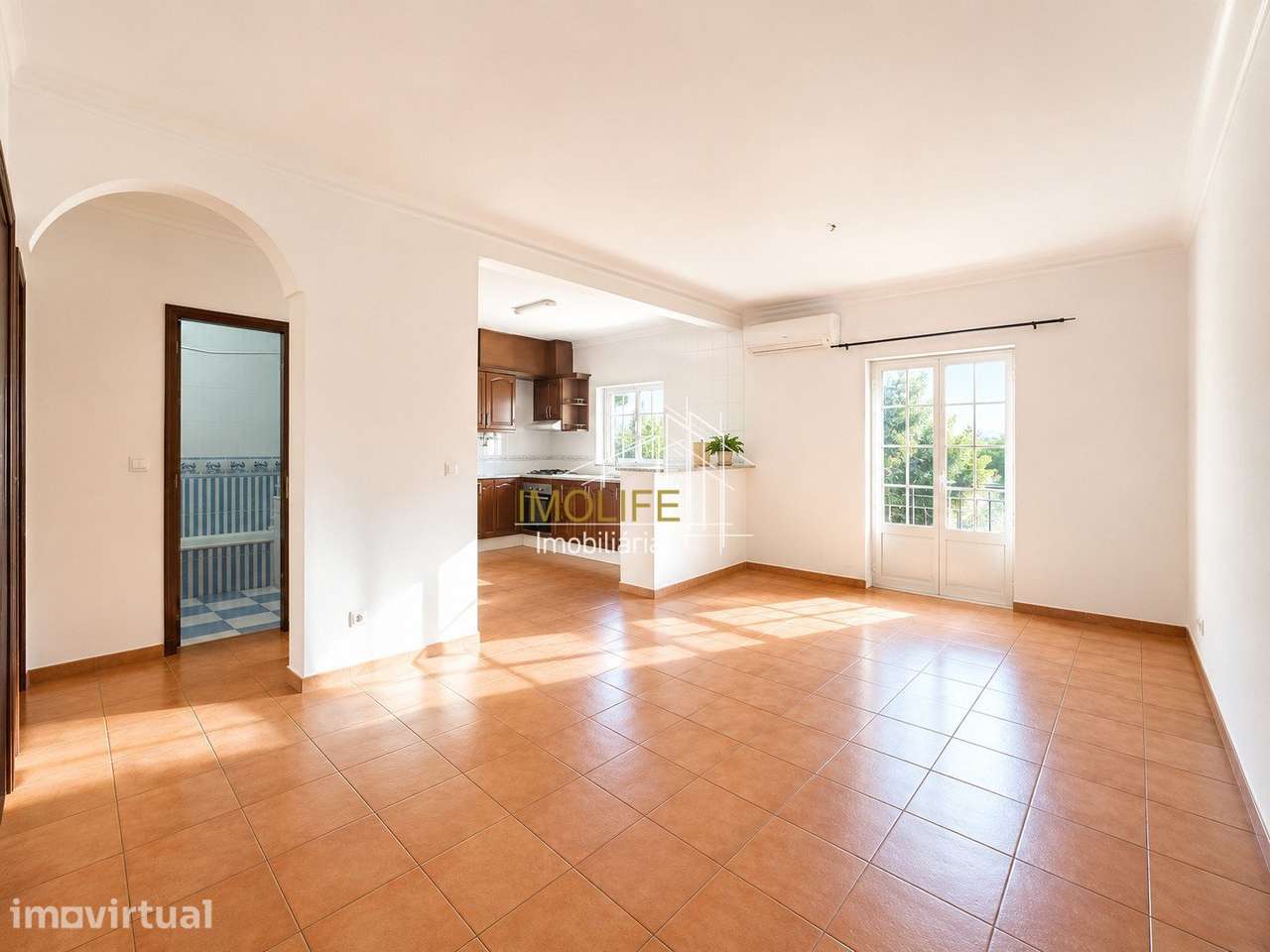 Apartamento T2 Luminoso em Montargil - Grande imagem: 2/41