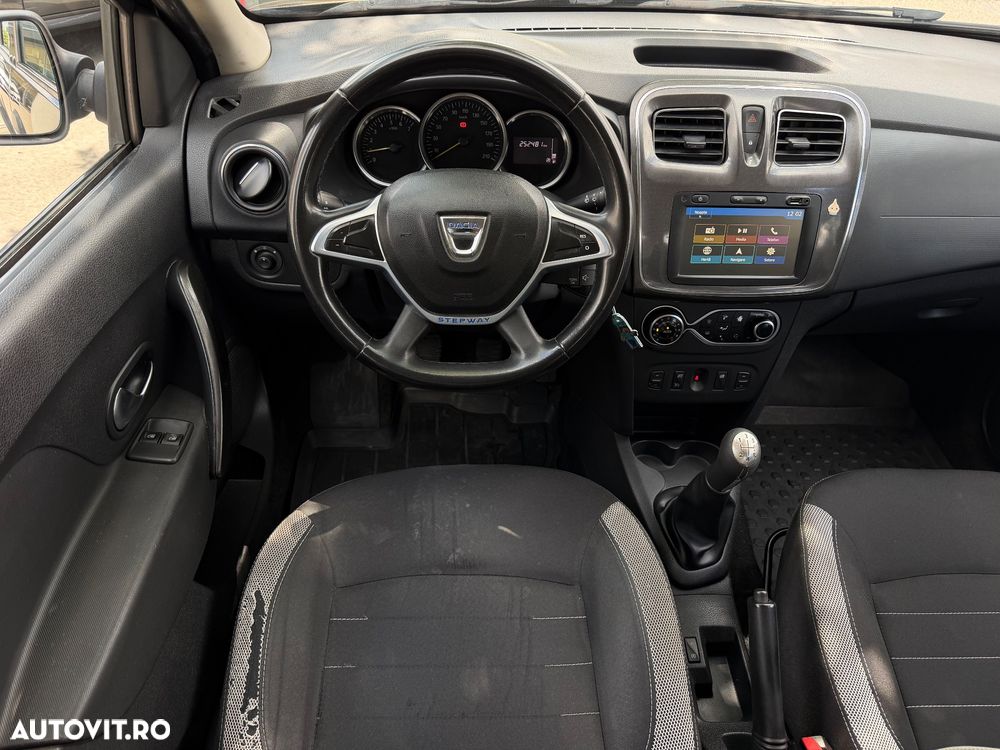 Dacia Sandero Stepway 0.9 TCe - 12