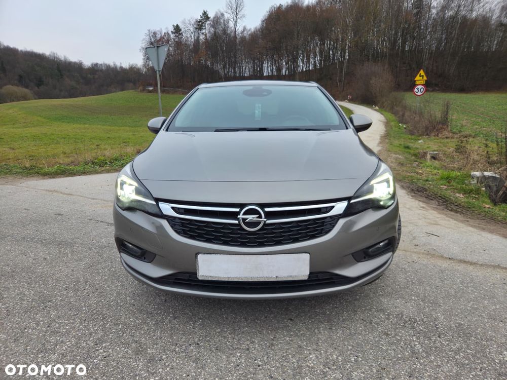 Opel Astra 1.4 Turbo 120 Jahre - 1