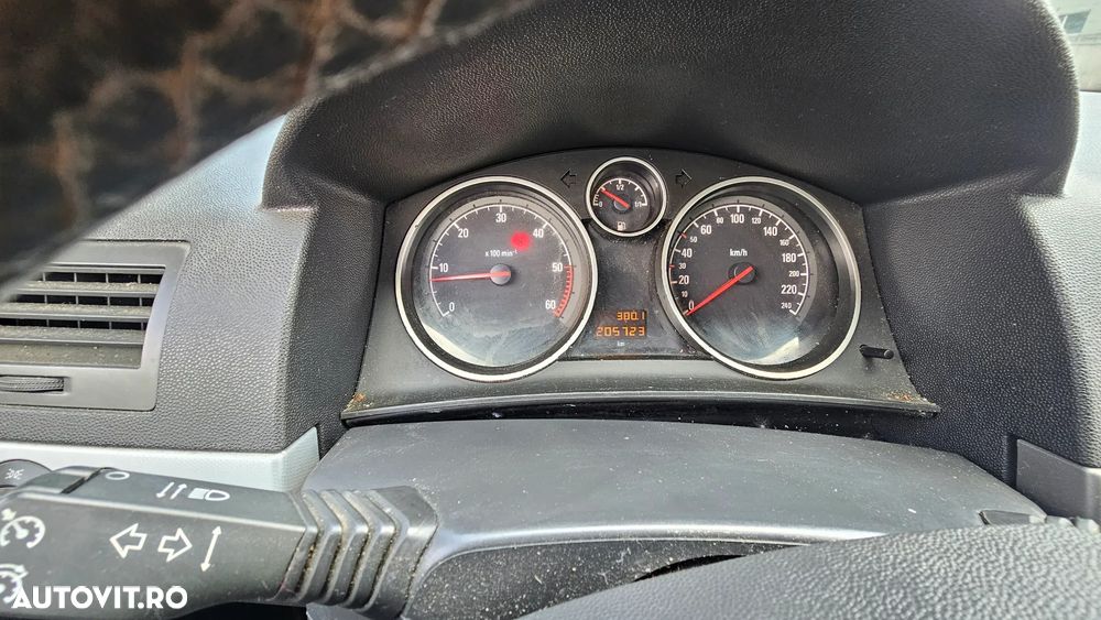 Opel Astra - 11