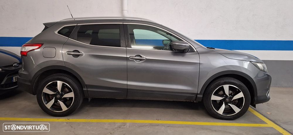 Nissan Qashqai 1.5 dCi N-Connecta 18 - 2
