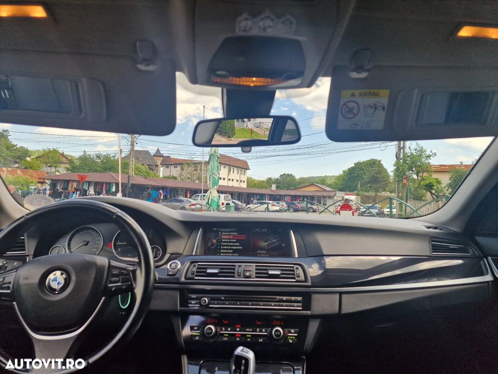 BMW Seria 5 520d AT - 4