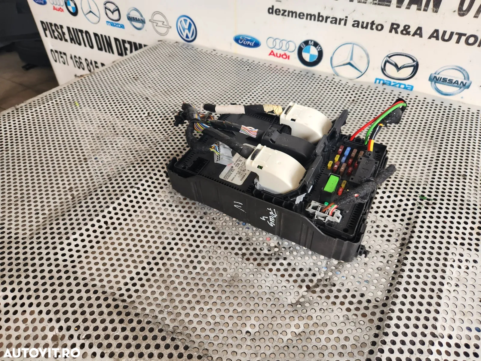 Modul Confort BCM BSI Ford Focus 4 An 2018-2019-2020-2021-2022-2023 - Dezmembrari Arad * Factura Si Garantie *- Achizitionam Autoturisme/Piese Auto - 2