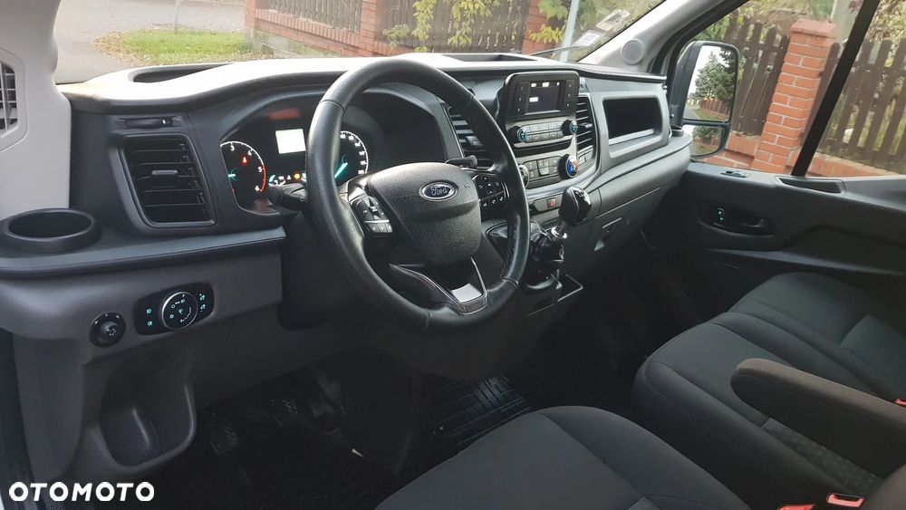 Ford Transit - 22