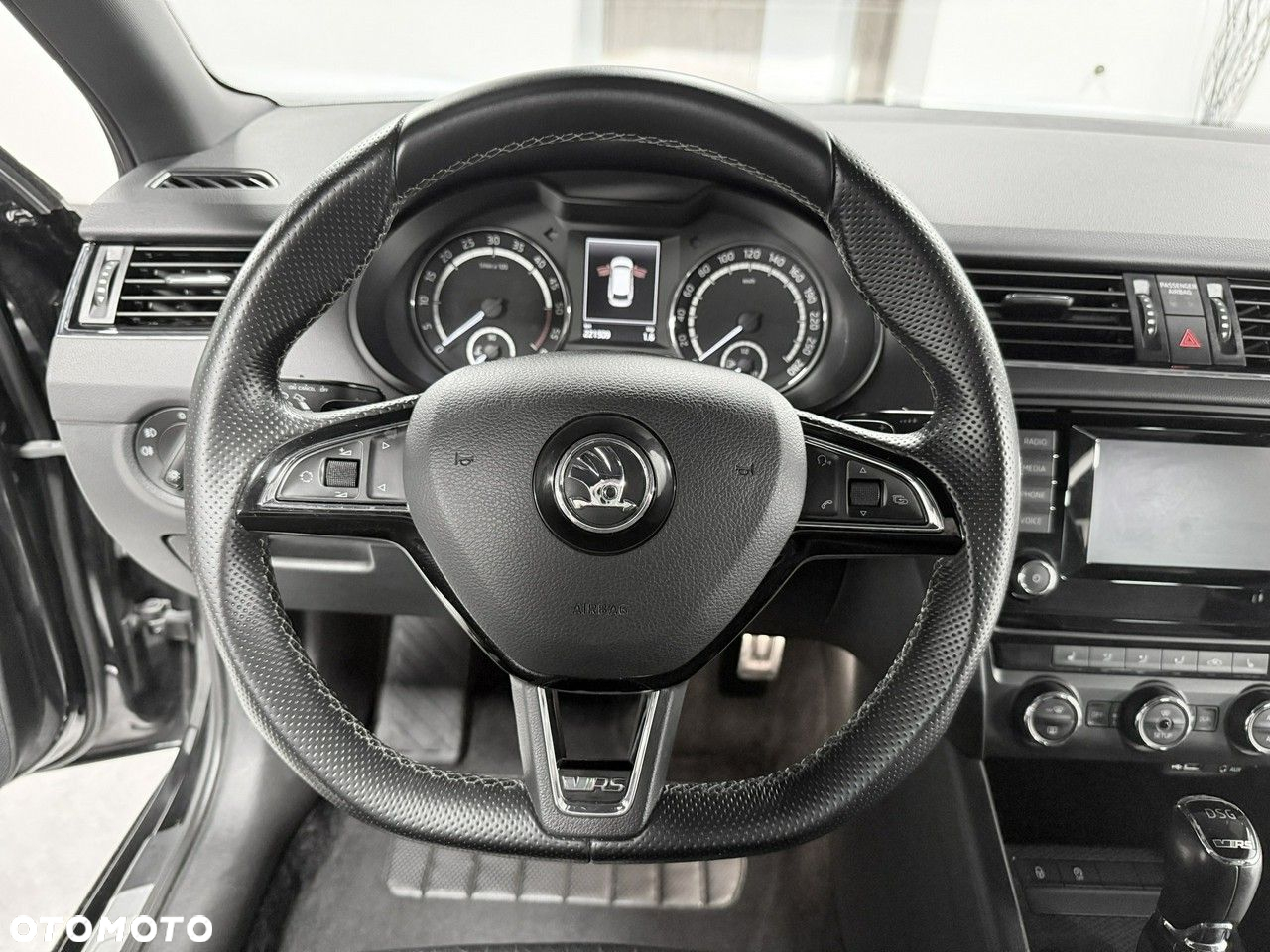 Skoda Octavia 2.0 TDI RS DSG - 38