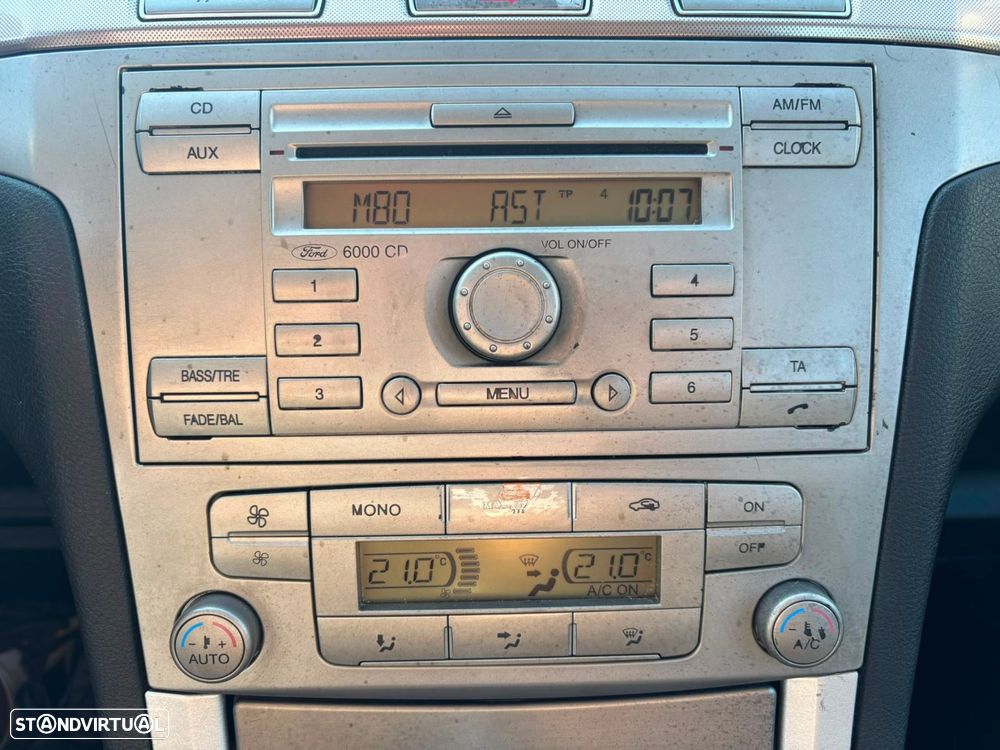 Ford Galaxy 1.8 TDCi Trend - 37