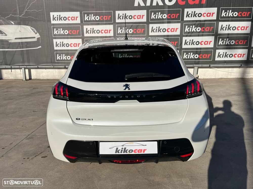 Peugeot e-208 Allure - 7