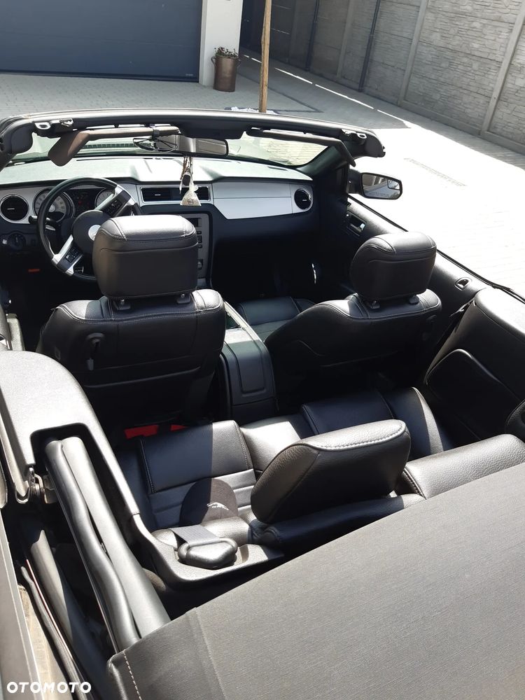 Ford Mustang 3.7 V6 Premium - 12