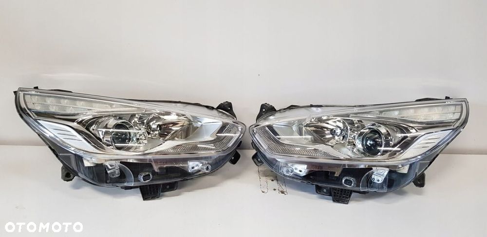 Lampa przód prawa lewa Ford S Max MK2 JASNA LED - 1