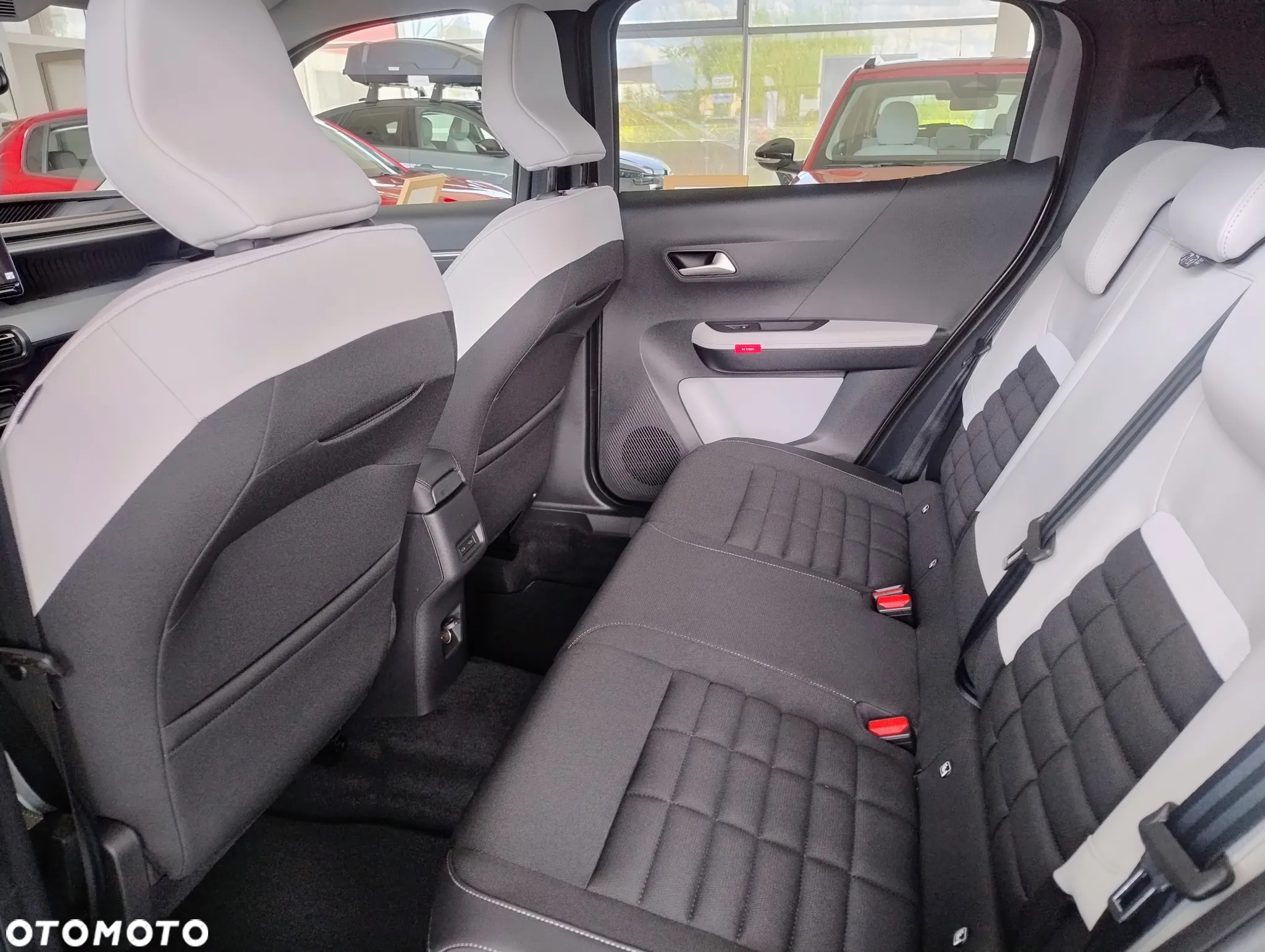 Citroën C3 Aircross 1.2 mHEV Plus S&S eDCT6 - 25